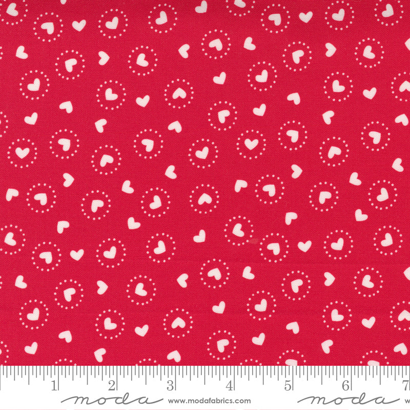 Holiday Essentials - Love, Hearts In Circles