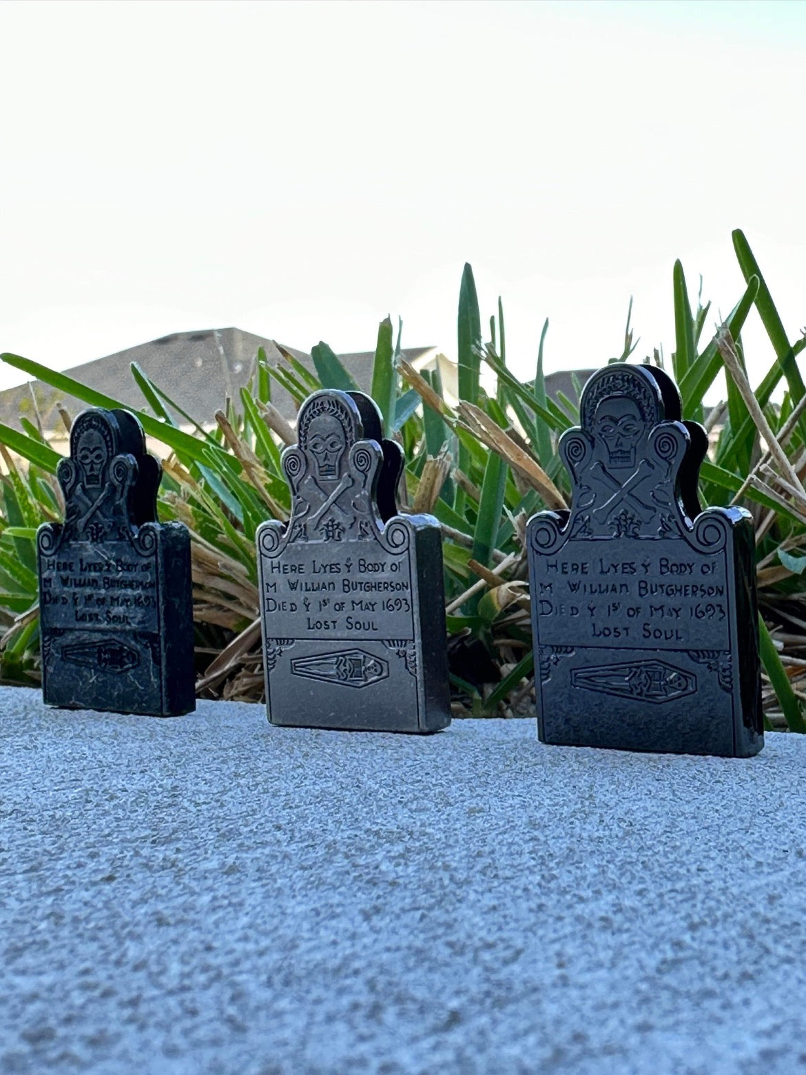 Tombstone Strap Ends - RTS