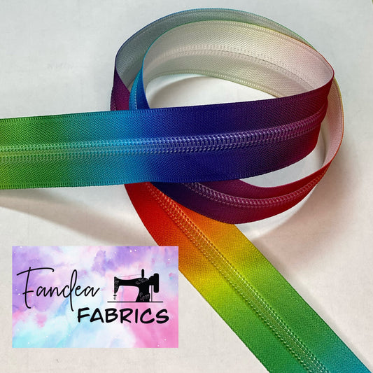 Rainbow on Rainbow #5 zipper tape - RTS